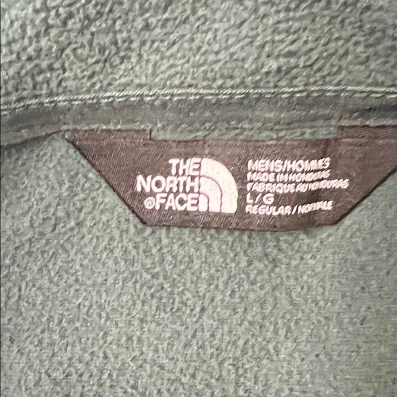 The North Face Men's Green Fleece Sweater - Picture 4 of 8